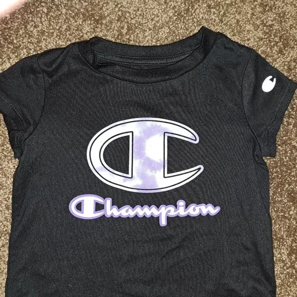 Levi's &Champion 18 month Short Sleeve Tees Bundle - Picture 4 of 6